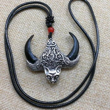 

Exquisite retro bat Amulet Pendant