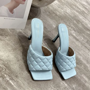 

2020 New Designer Square Toe Blue White Thin High Heel Slippers Women Sandals Fashion Slip On Slides Summer Beach Shoes Mules
