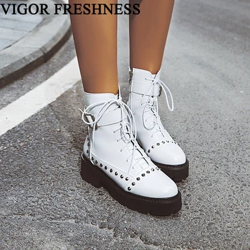 

VIGOR FRESHNESS Women's Shoes Winter Boots Motorcycle Autumn Shoes Woman Rivet Boots Ladies Ankle Boots Dress Shoes MY393