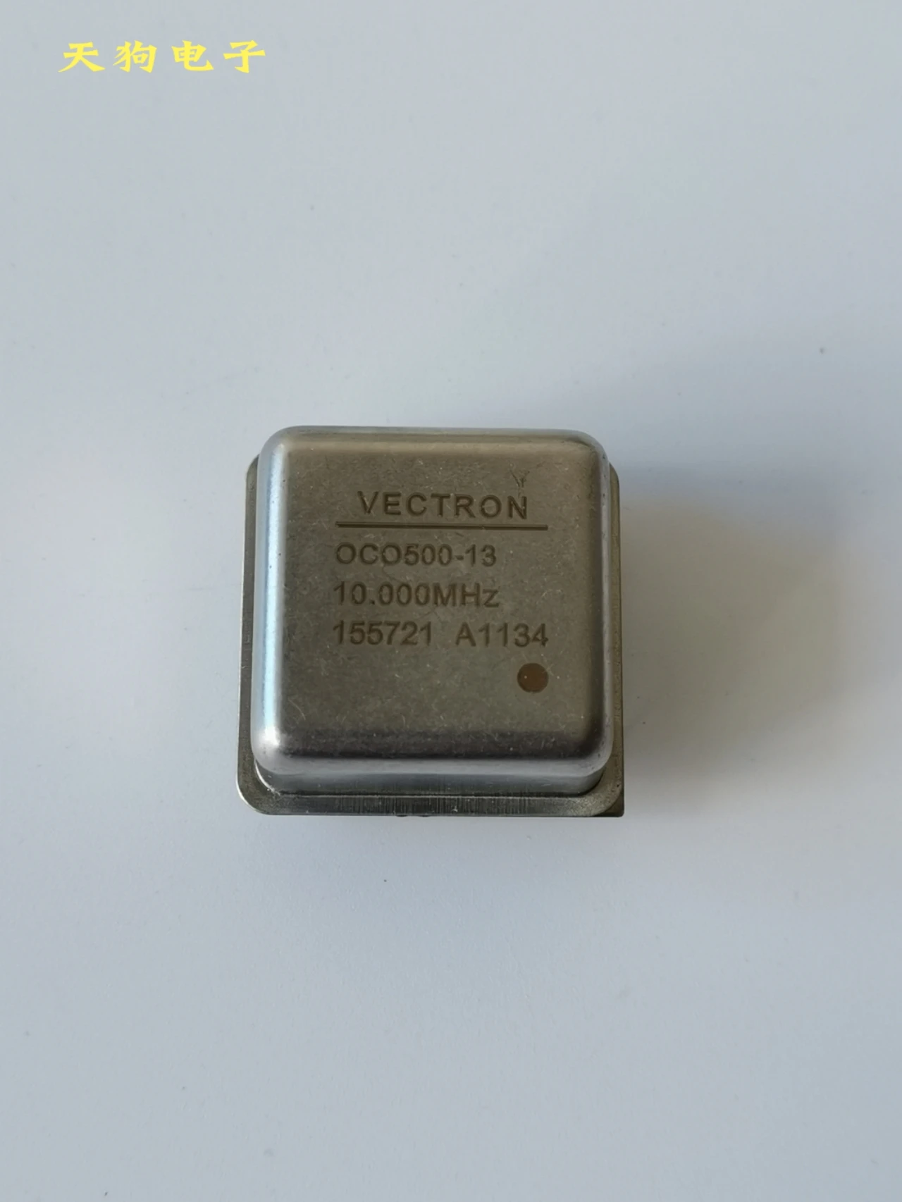 

second-hand Oco500-13 10MHZ 5V OCXO constant temperature crystal oscillator
