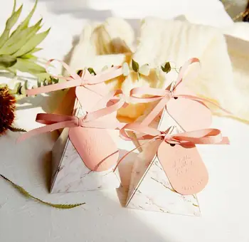 

50 Pcs Creative Pink Marble Triangular Pyramid Wedding Favors Candy Boxes Bomboniera Party Thank You Gift Box Chocolate Box