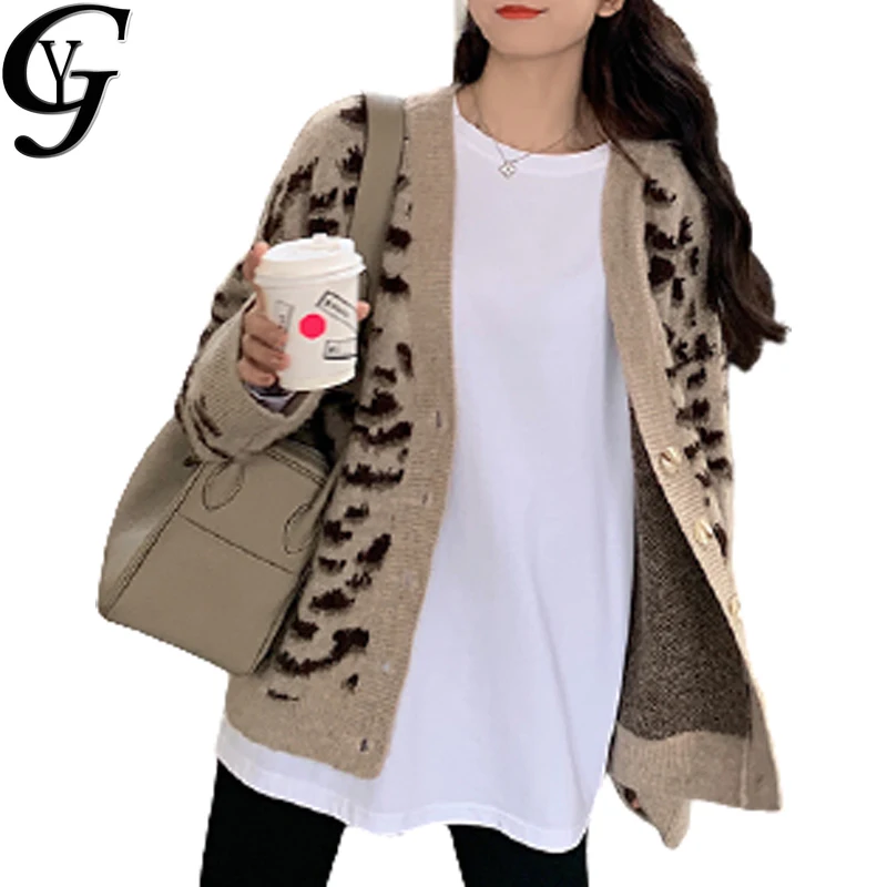 

2020 Autumn Winter Fashion Leopard Cardigan Sweaters Women Thick Warm Outfit Knitted Sweaters Korean Style Knitwear Women Jumper