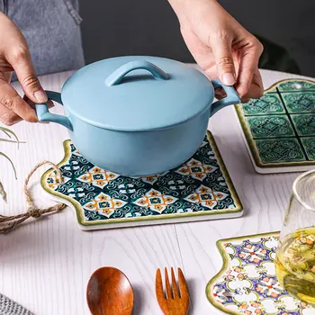 

Moroccan Ceramic Trivet Pot Holder Non-Skid Heat Insulation Hot Pot Pad Mug Cork Mat Cork Holder Bowl Coasters TN99