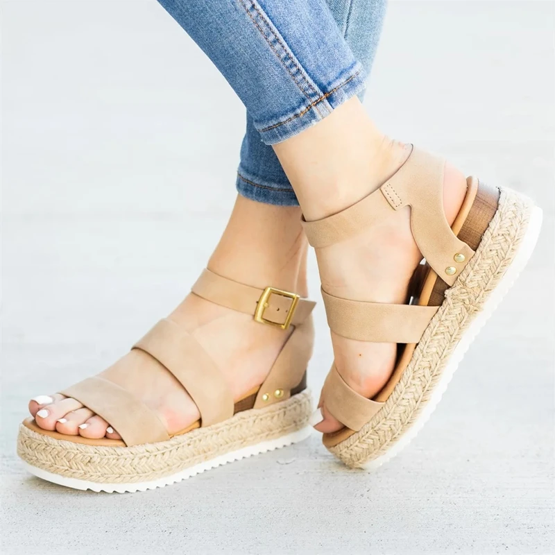 2020New Women's Solid Color Versatile Sandals Summer Breathable Fashion Casual Shoes Gladiator Roman Platform Shoes Travel Shoes