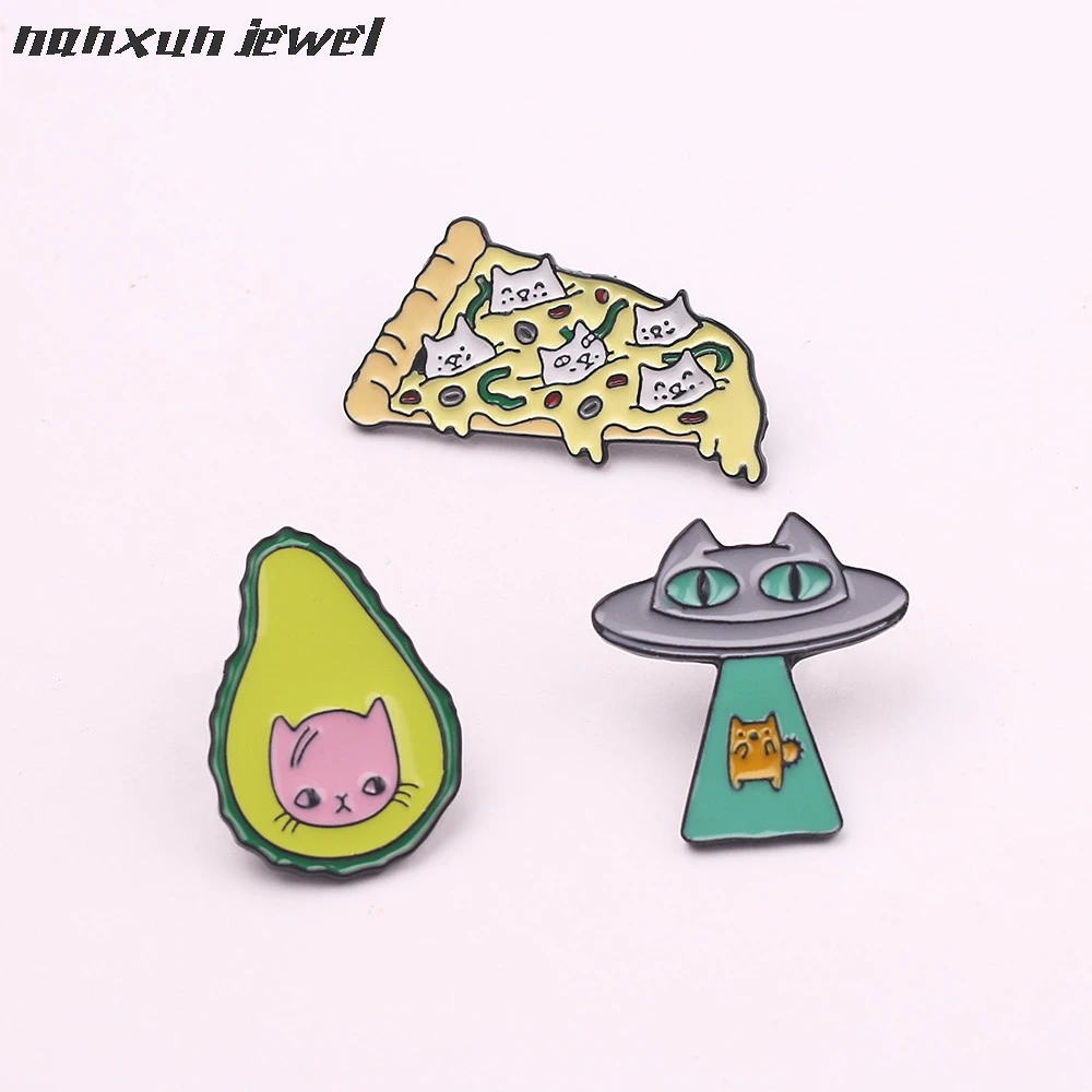 

Cute Cat Enamel Pins Alien cat Avocado Badges Brooches Cartoon Bag Clothes Lapel Pin women men jewelry gifts for friends