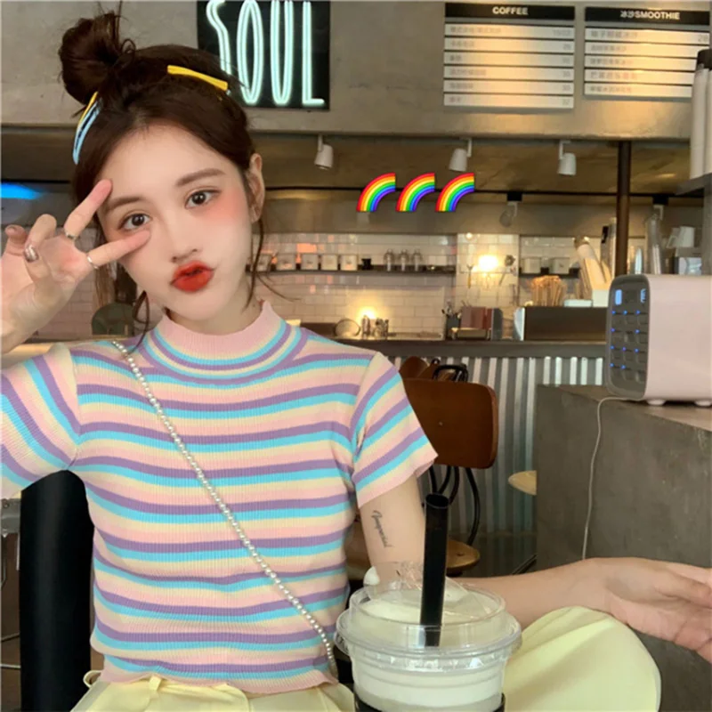Женская футболка, Цветной полосатый укороченный топ, стоячий воротник, уличная одежда, трикотажные топы