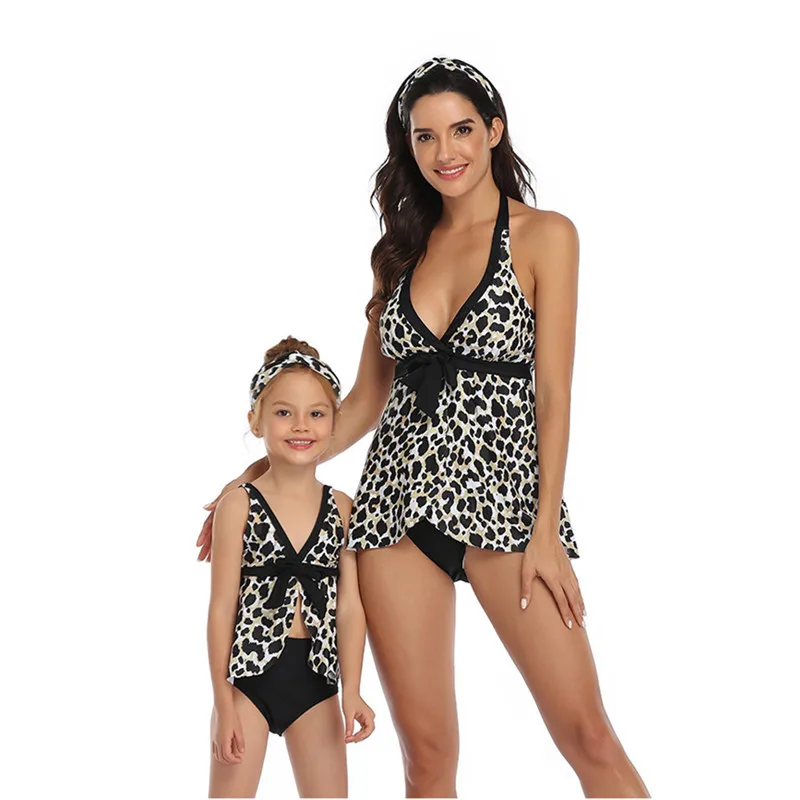 

Swimsuit Mom and Daughter Summer Leopard Print Bikini Set Family Matching Swimwear Family Look mae e filha