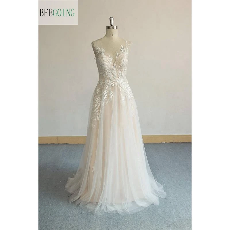 Ivory Lace Tulle V Neck Sleeveless 