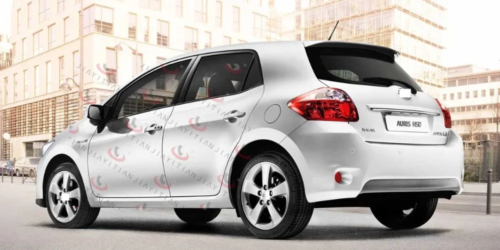 2011-Toyota-Auris-HSD-1 2010 0