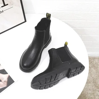 

boots female British wind 2020 new during the spring and autumn winter web celebrity joker 41-43 yards short boots