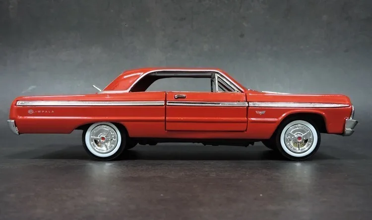 Nuevo 1/24 специальный металлический fundido a presión IMPALA SS Винтаж coche de escritorio colección de juguetes modelo para nivienos