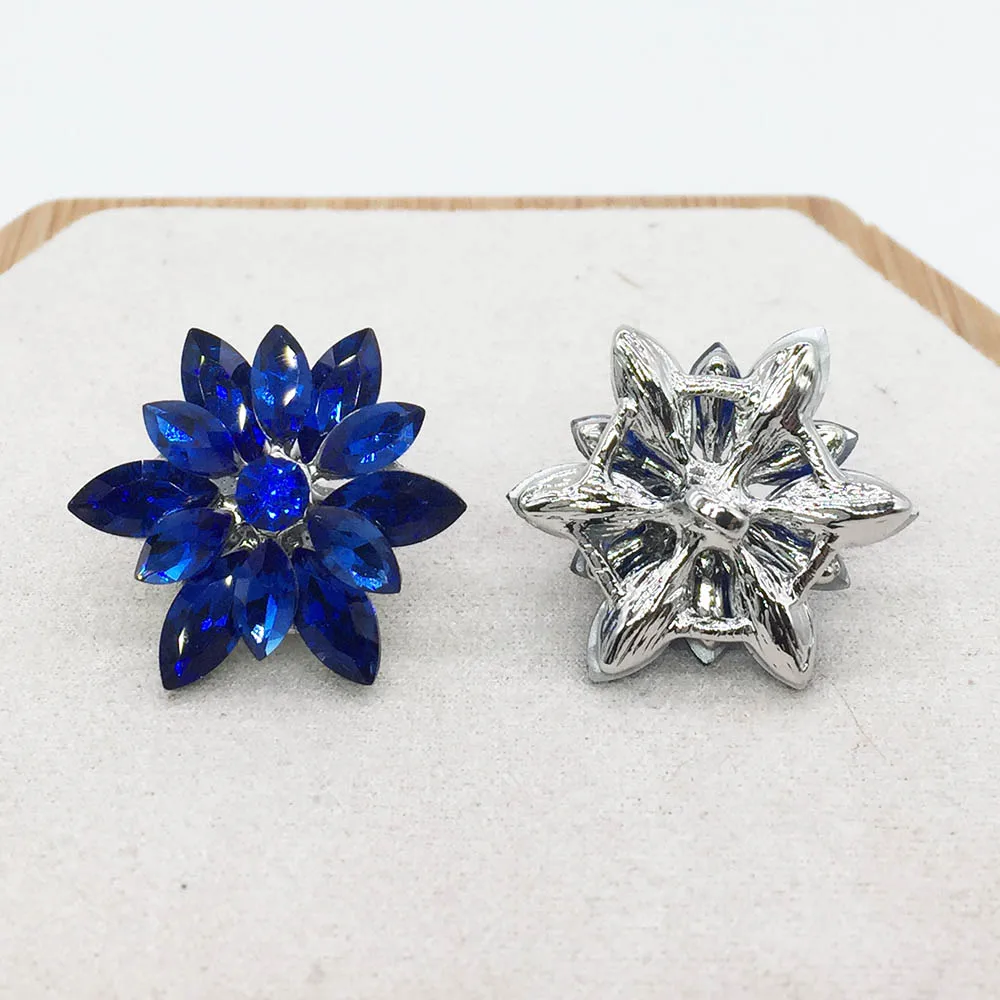 Sapphire 5pcs/lot 27mm Alloy Rhinestone Button For Craft Sewing DIY Handmade Buttons for Clothing Decorative Embellishment 12 Colors - Цвет: Sapphire