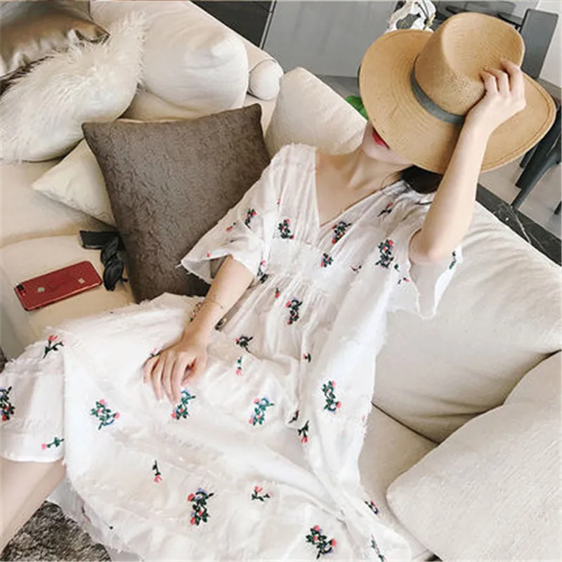 

Womens Clothing Spring Summer Sundress 2022 new Loose Slim Fashion floral embroidery V-neck Dress two-piece suit m408