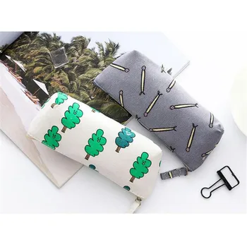 

New Women Cartoon Key Card Earphone Cosmetic Bag With Zipper Yellow Duck Storage Portable Multifunction Travel Make Up Bag