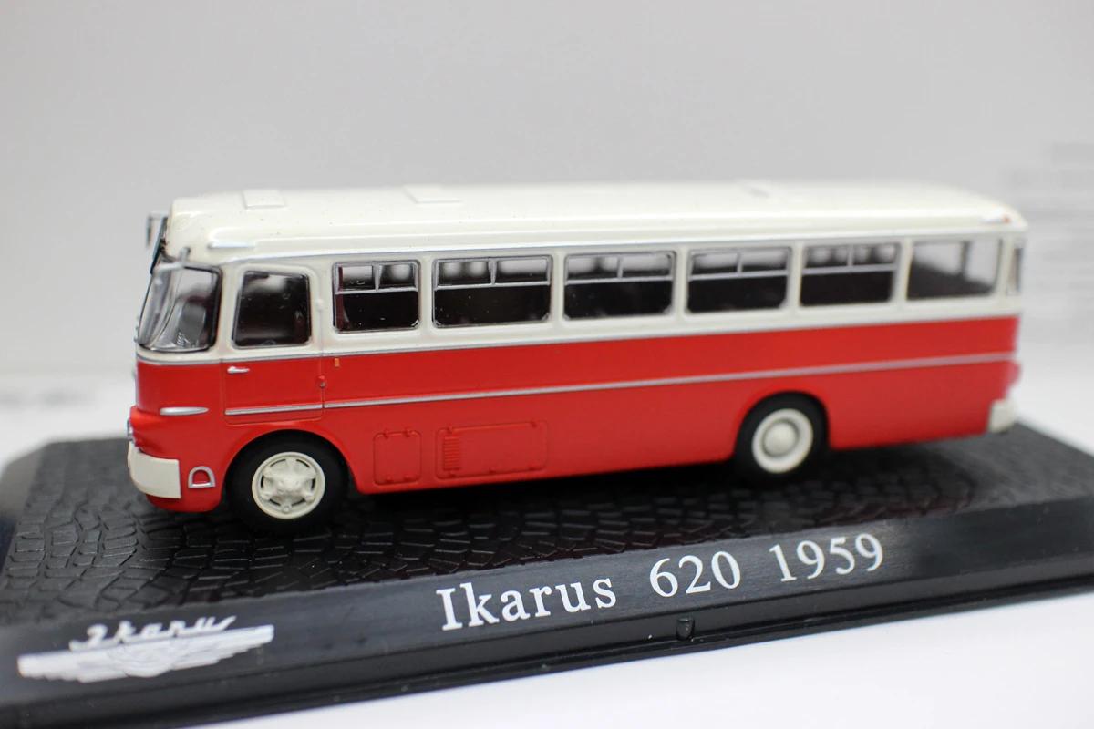 

Edition Collection Atlas 1/72 Ikarus 620 1959 Bus Diecast model Matel Red