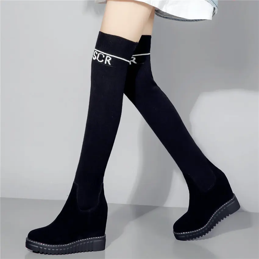 Женские черные сапоги выше колена из натуральной кожи; вязаные модные кроссовки; туфли-лодочки на платформе и высоком каблуке; зимняя теплая обувь