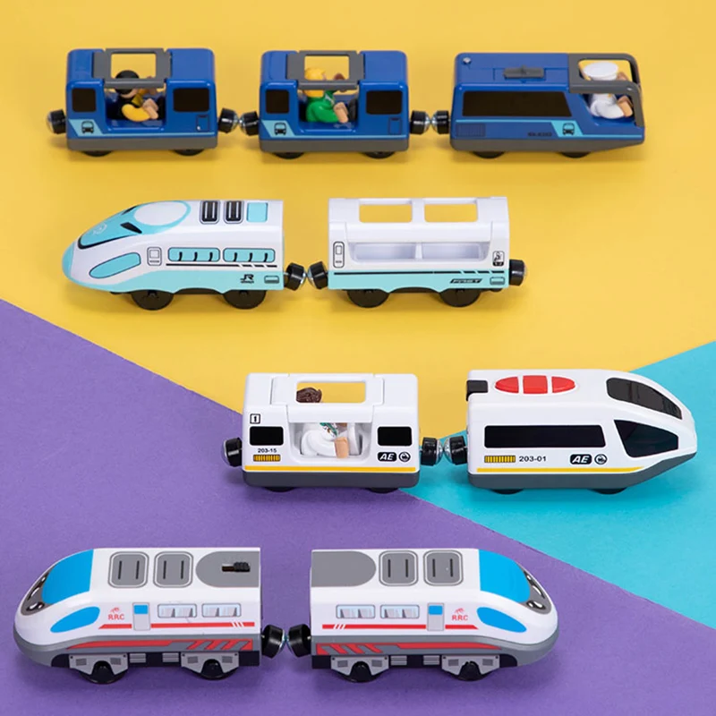 RC Electric Small Train Toys Set Remote Control Connected with Wooden Railway Track Train Diecast Toy Interesting Toys for Child RC Electric Small Train Toys Set Remote Control Connected with Wooden Railway Track Train Diecast Toy Interesting Toys for Child
