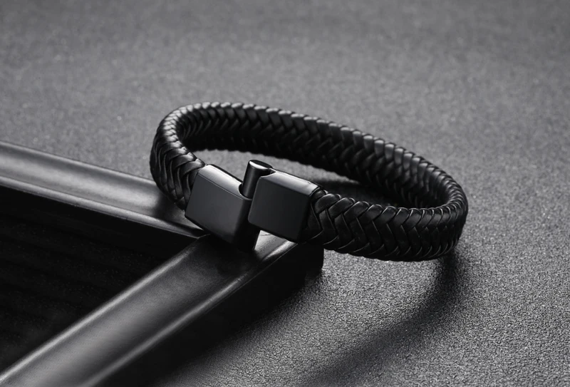 2019New Men Jewelry Punk Black Blue Braided Leather Bracelet for Men Fashion Bangles GiftsStainless Steel Magnetic Clasp