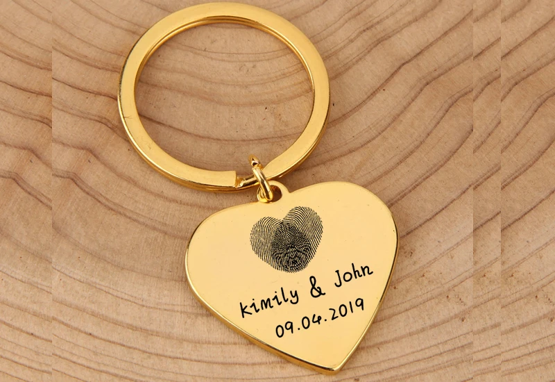 Heart Shaped Key Chain For Couple Name Date Customized Jewelry Fingerprinted Lover Anniversary Gift For Boyfriend Girlfriend