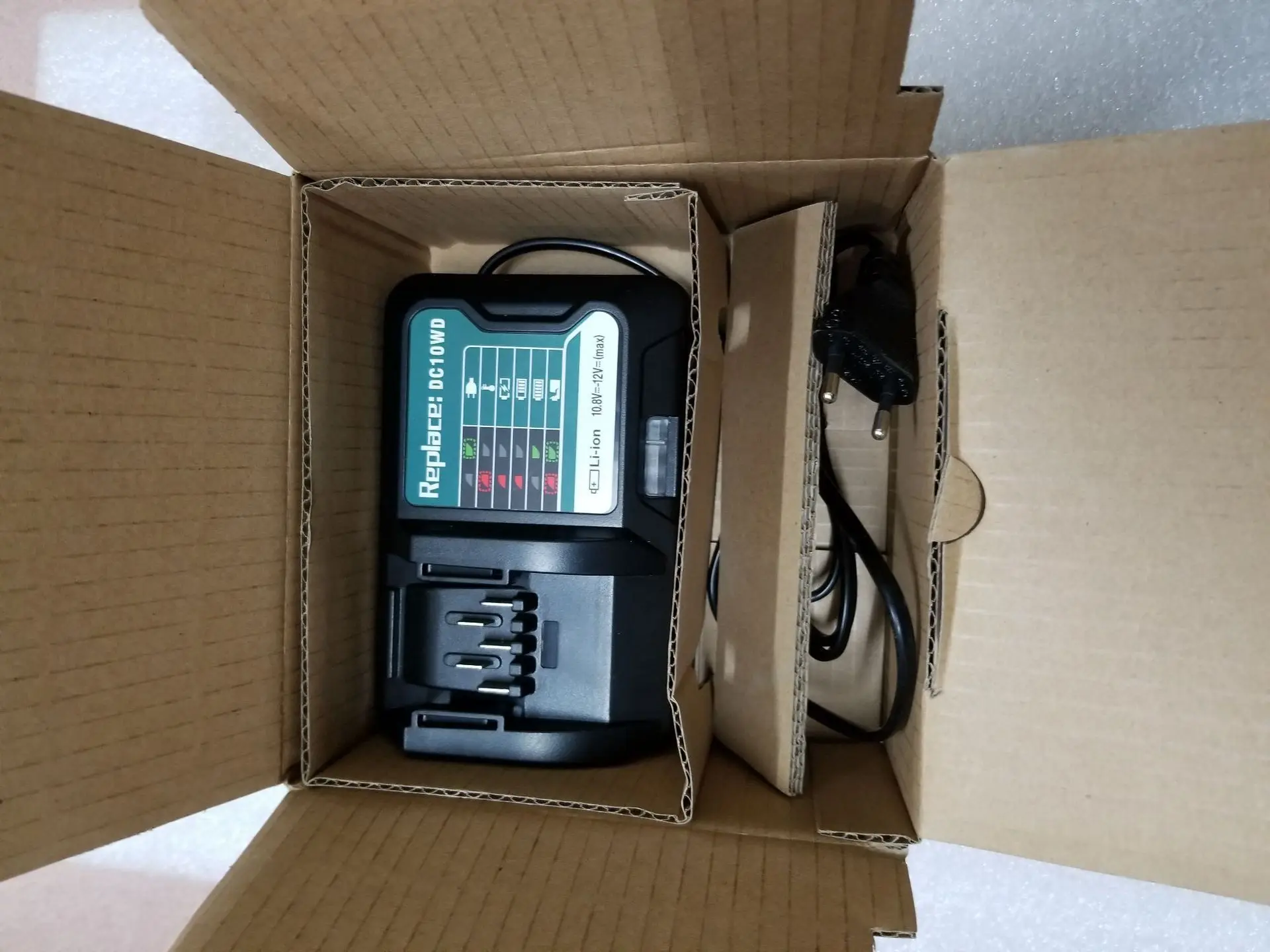 Makita 10,8 V 12V DC10WD BL1015 BL1016 BL1021B BL1041B Зарядное устройство