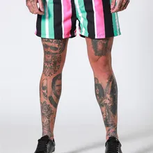 Новые модные мужские шорты для фитнеса Модные дышащие быстросохнущие эластичные спортивные штаны шорты спортивные брюки прилегающего кроя