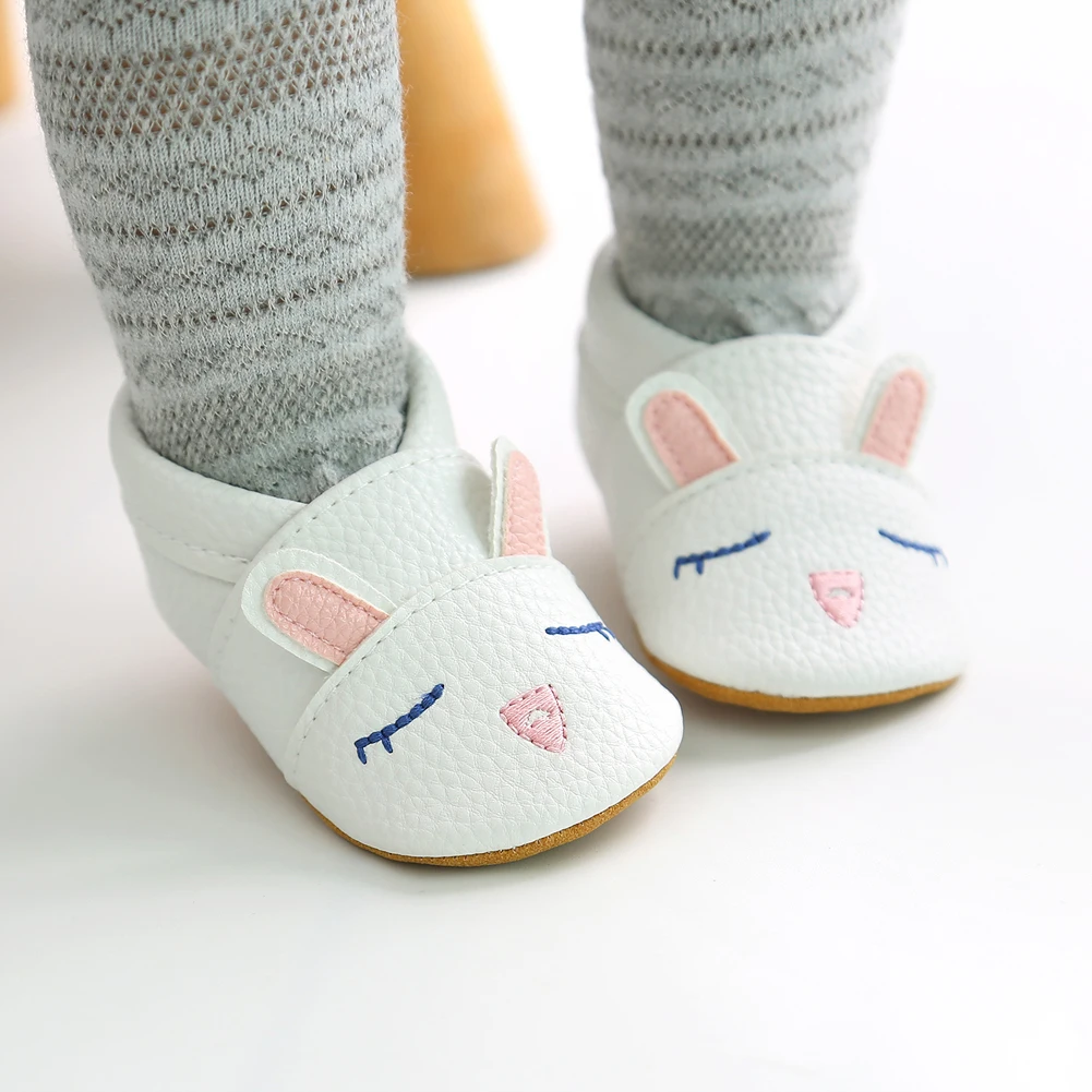 Мягкие кожаные туфли для малышей с имитацией для новорожденных мальчиков и девочек от 0 до 18 месяцев модные водонепроницаемые кожаные туфли с мягкой подошвой для малышей