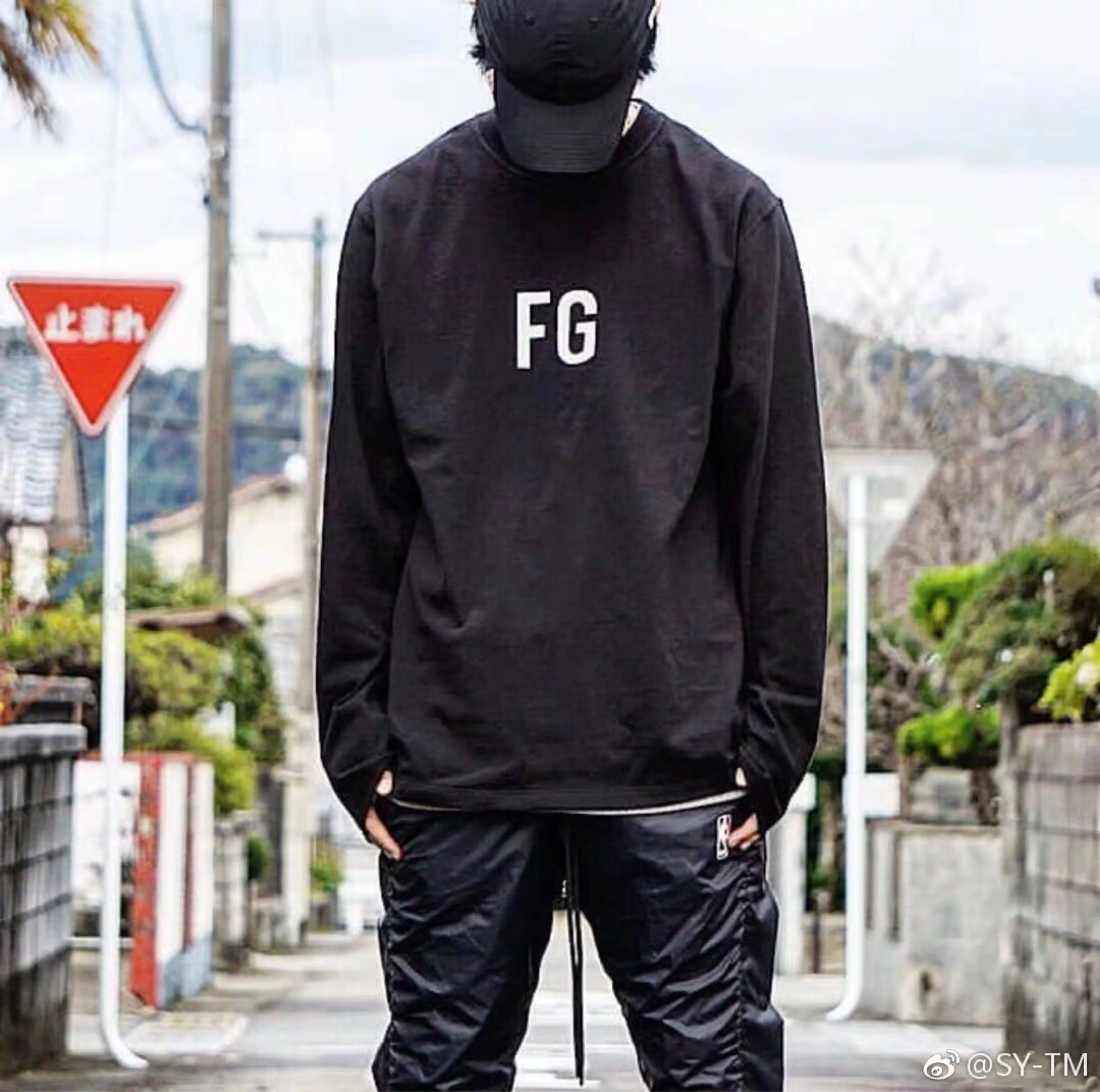 fg sweater