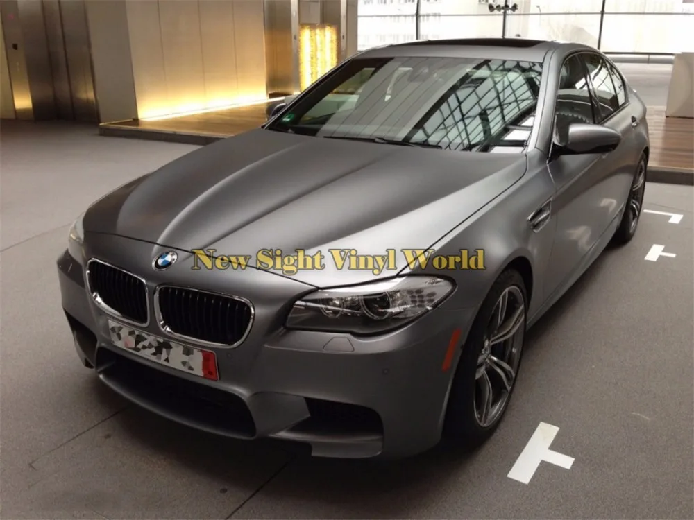 Matte-Chrome-Metallic-Gunmetal-Grey-Vinyl-Wrap (17)