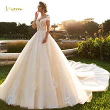 Loverxu ТРАПЕЦИЕВИДНОЕ свадебное платье нежные аппликации с коротким рукавом платье для невесты без спинки с соборным шлейфом Свадебное платье размера плюс