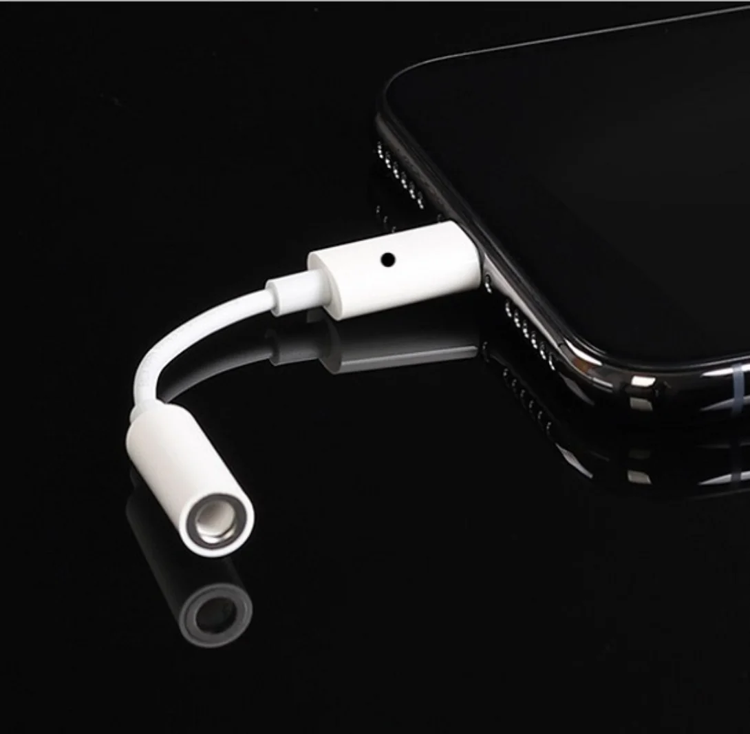 Адаптер мобильного телефона подходит для Apple 7/8/X/XS адаптер гарнитуры Apple кабель преобразования гарнитуры мобильного телефона в одном