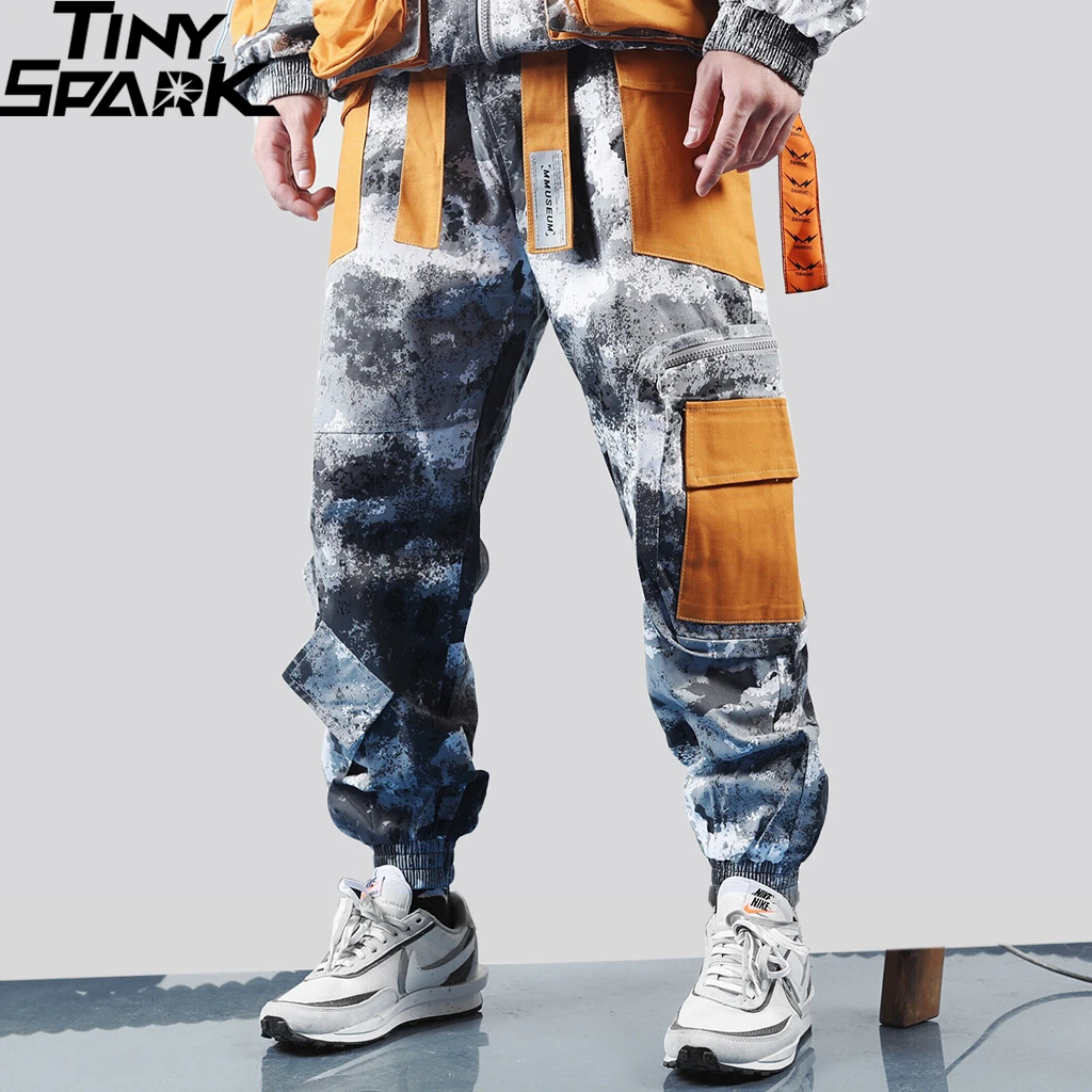 

Hip Hop Camouflage Cargo Pants Streetwear Men Harajuku Tactical Pants Multi Pocket 2019 Baggy Pants HipHop Harem Trousers Casual