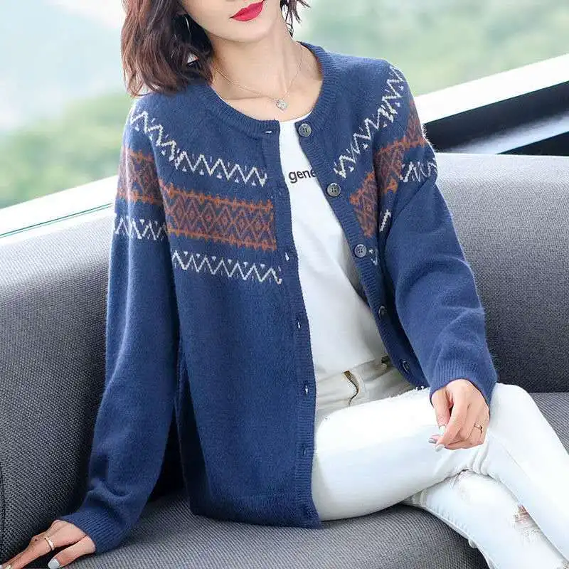 

2020 Autumn Long Sleeve Cardigan Women Korean Casual Cardigan Female Knitted Sweater Jacket White Pink Burgundy