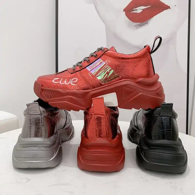 chunky running trainers