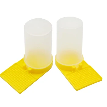 

Beekeeping Tools Bee Top Plastic Feeding Feed Waterer Box Cup Feeder Bee Plastic Watering Feeder Agriculture Equipment