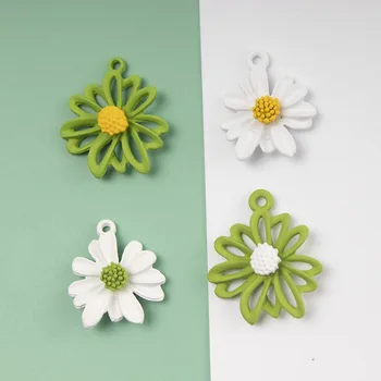 

Non-symmetrical Little Daisy Flower Earrings Material 2020 New Style Tidal Harbor Style Fresh Cool Ear Rings Accessories