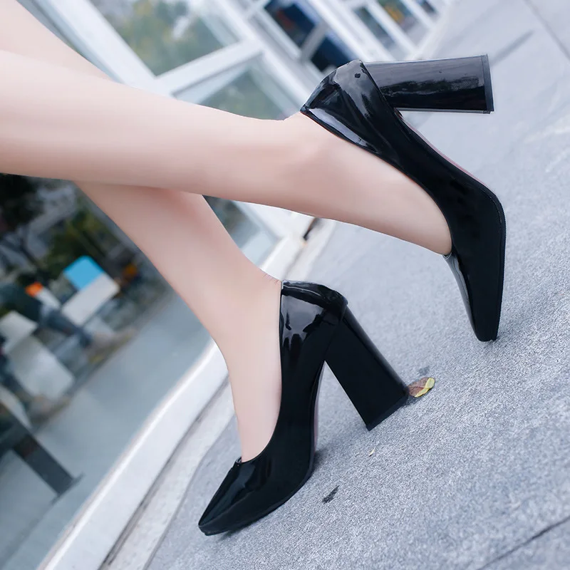 Простые замшевые туфли лодочки на высоком каблуке Модные женские с острым носком