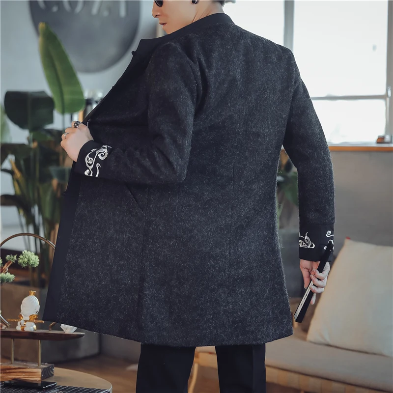 Китай Ретро стиль Мужские стоячий воротник пальто Черный Серый Бизнес повседневное шерстяное пальто Мужская длинная куртка классические мужские вышитые топы