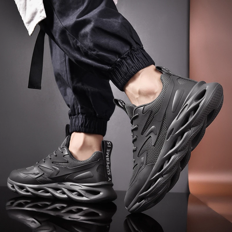 

Male Tennis Shoes Breathable Free Flexlble Outdoor Sport Sneakers For Casual Shoes Men's New Three Colors Optional