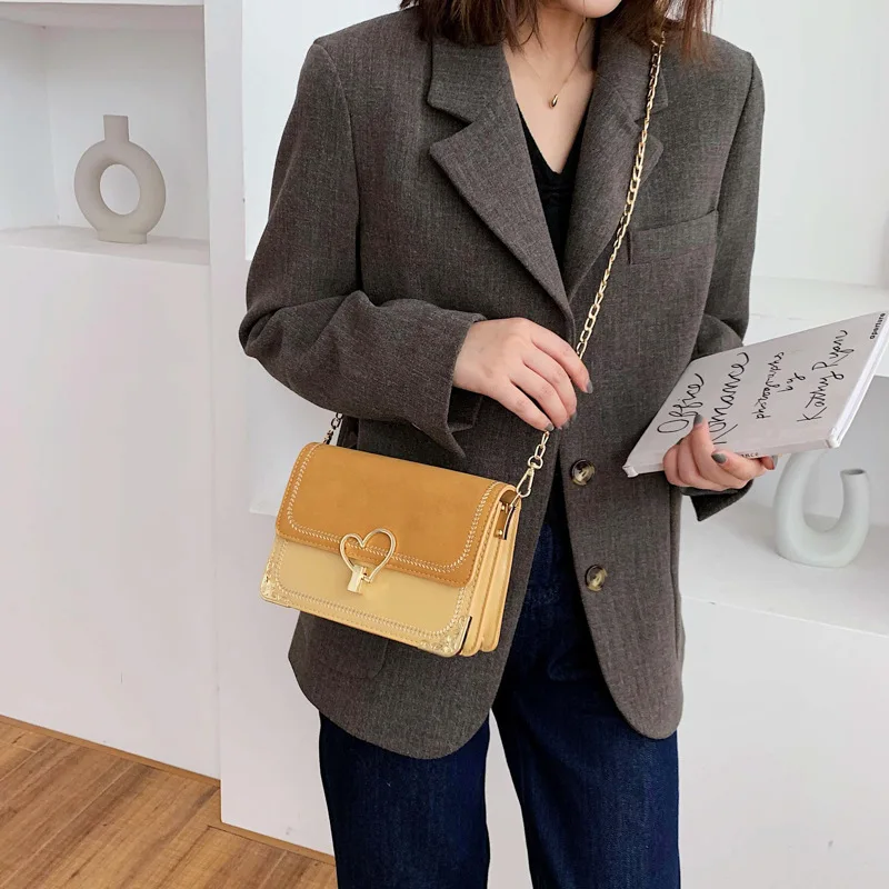 

Textured Western Style Bag Women's 2019 New Style Retro suo kou bao INS-Style Wide-Strap Crossbody Bag WOMEN'S Bag