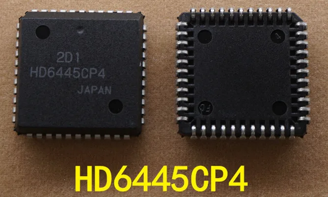 HD6445CP4 plcc44 2 pièces