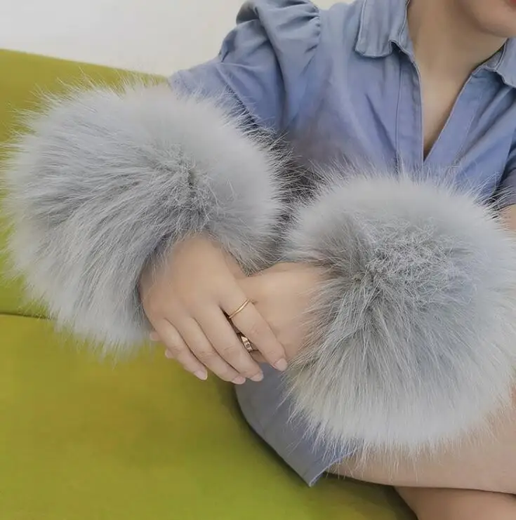 Autumn and winter women's extra large faux fur fox fur cuff winter oversleeps hand ring wristiest gloves arm warmer