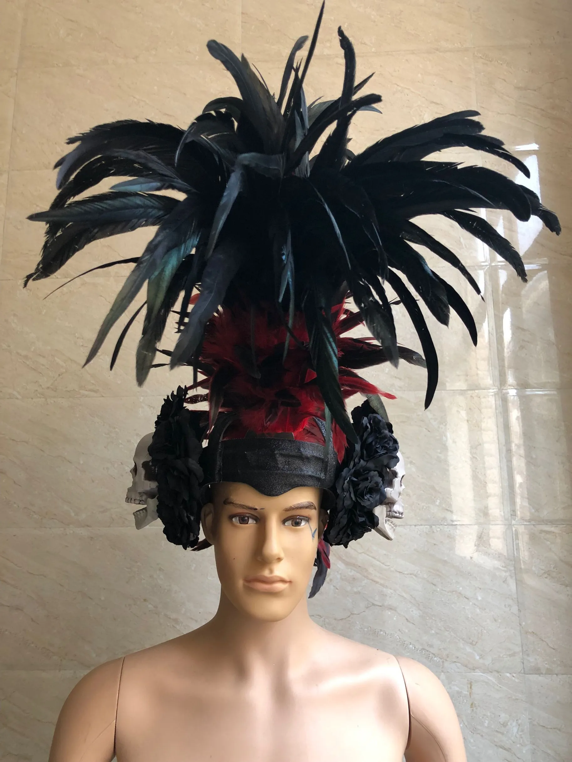 Короче спереди и длиннее сзади) spettacolo di danza copricapo di piume di Аксессуары di abbigliamento в интернет-магазине La FESTA ла Maschera IL праздник Пасхи шляпа на Хеллоуин