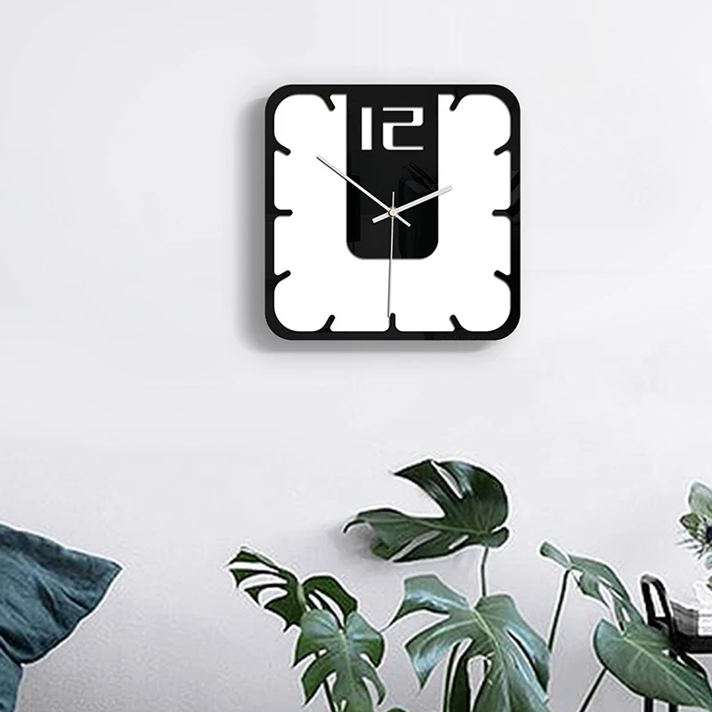 Square Wall Clock Modern Design Nordic Style Living Room Wall Clock Fashion Creative Bedroom Silent Quartz Watch
