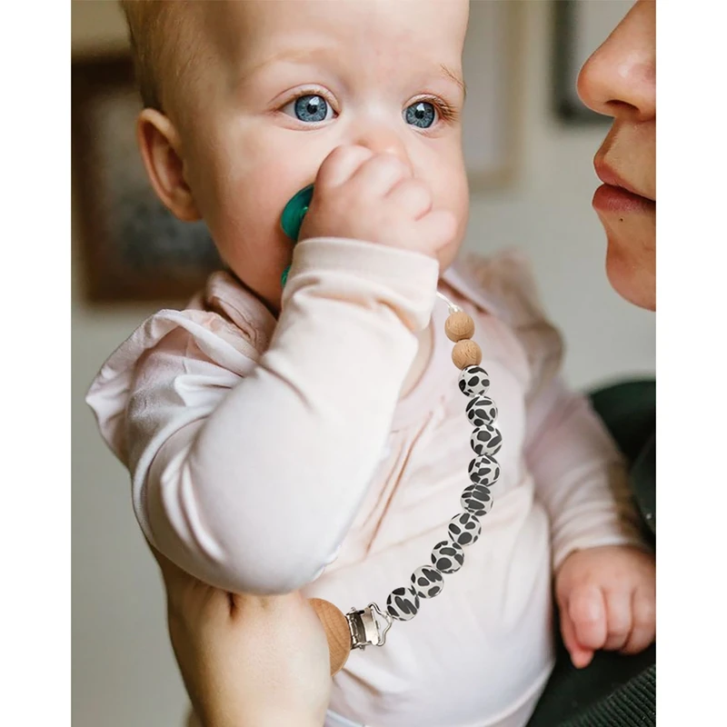 Baby Leopard Print Silicone Three-Hole Beech Wood Pacifier Chain Leash Strap Nipple Holder For Infant Nipple Bottle Clip Chain