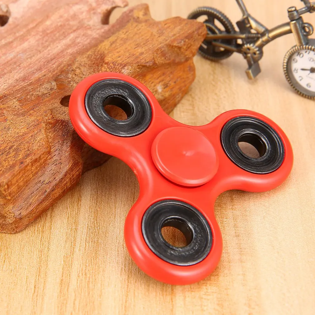 Unique Fingertip Toys Spiral Finger Spinner With Four Holes Light Weight Resin Finger Spinner Toys Hand Spinner