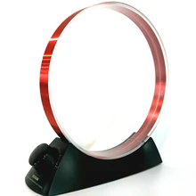 Рудное радио НЕТ БАТАРЕИ доступны с использованием электромагнитной энергии от Ubiquity