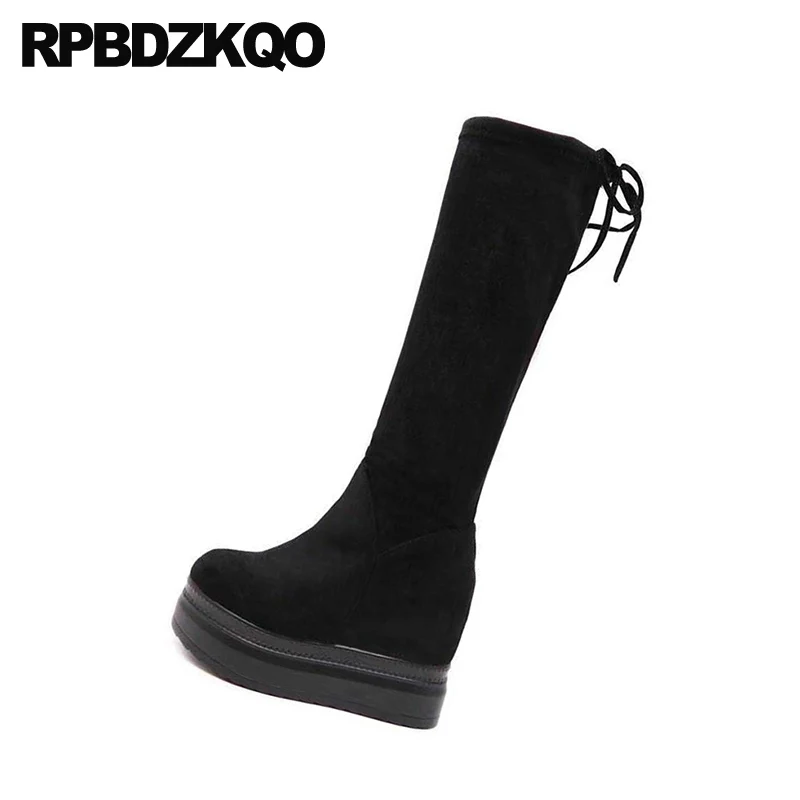 tall black boots with heel