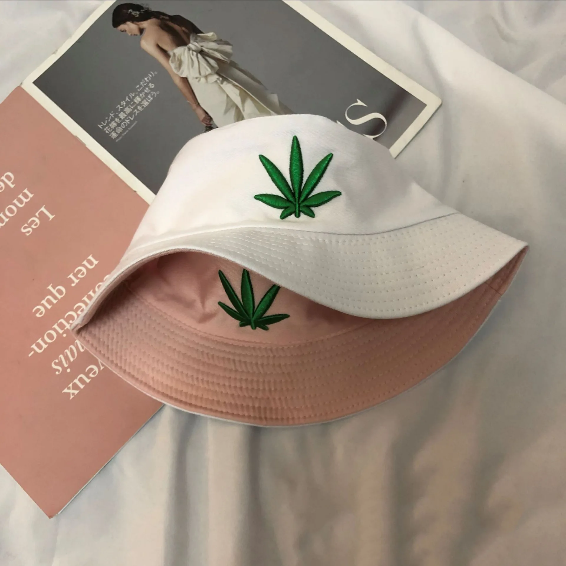 Chapeau double face brodé – Image 6