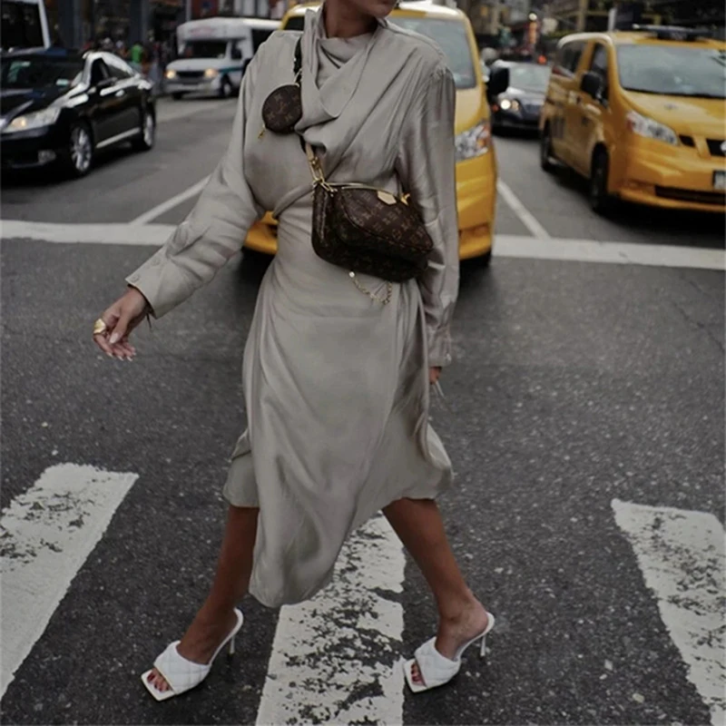 Женские кожаные белые шлепанцы с рисунком в клетку Летние слипоны на тонком