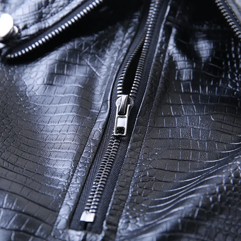 12974725818_1602708471